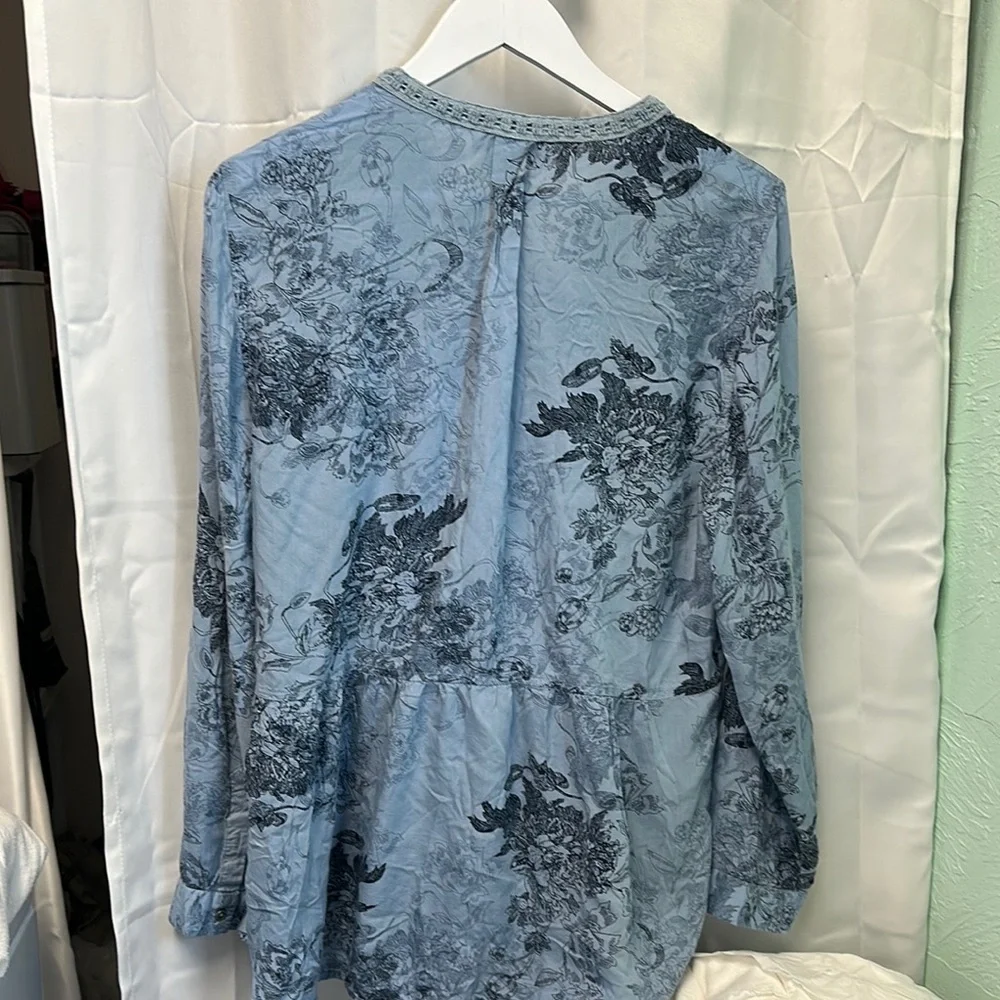 Vintage America Light Blue Floral Tunic - Picture 5 of 9